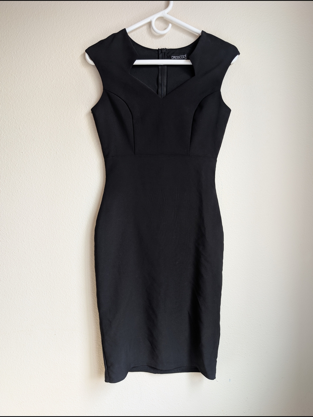 Dress Code LA Classic Black Midi Sheath Dress with Notch Detail Womens Size M